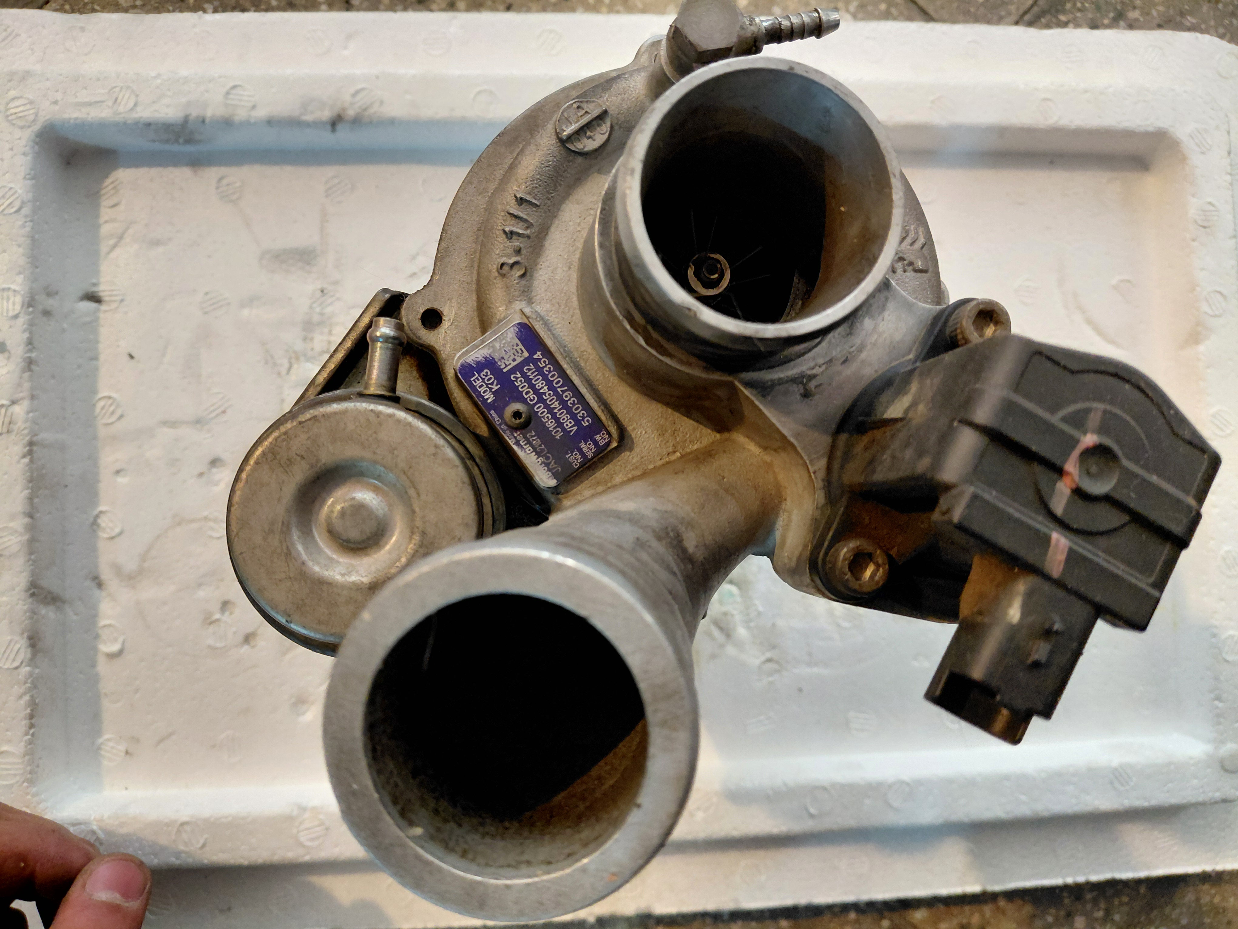 توربوشارژر استوک اصلی جک S5 موتور 2.0 توربو BorgWarner K03